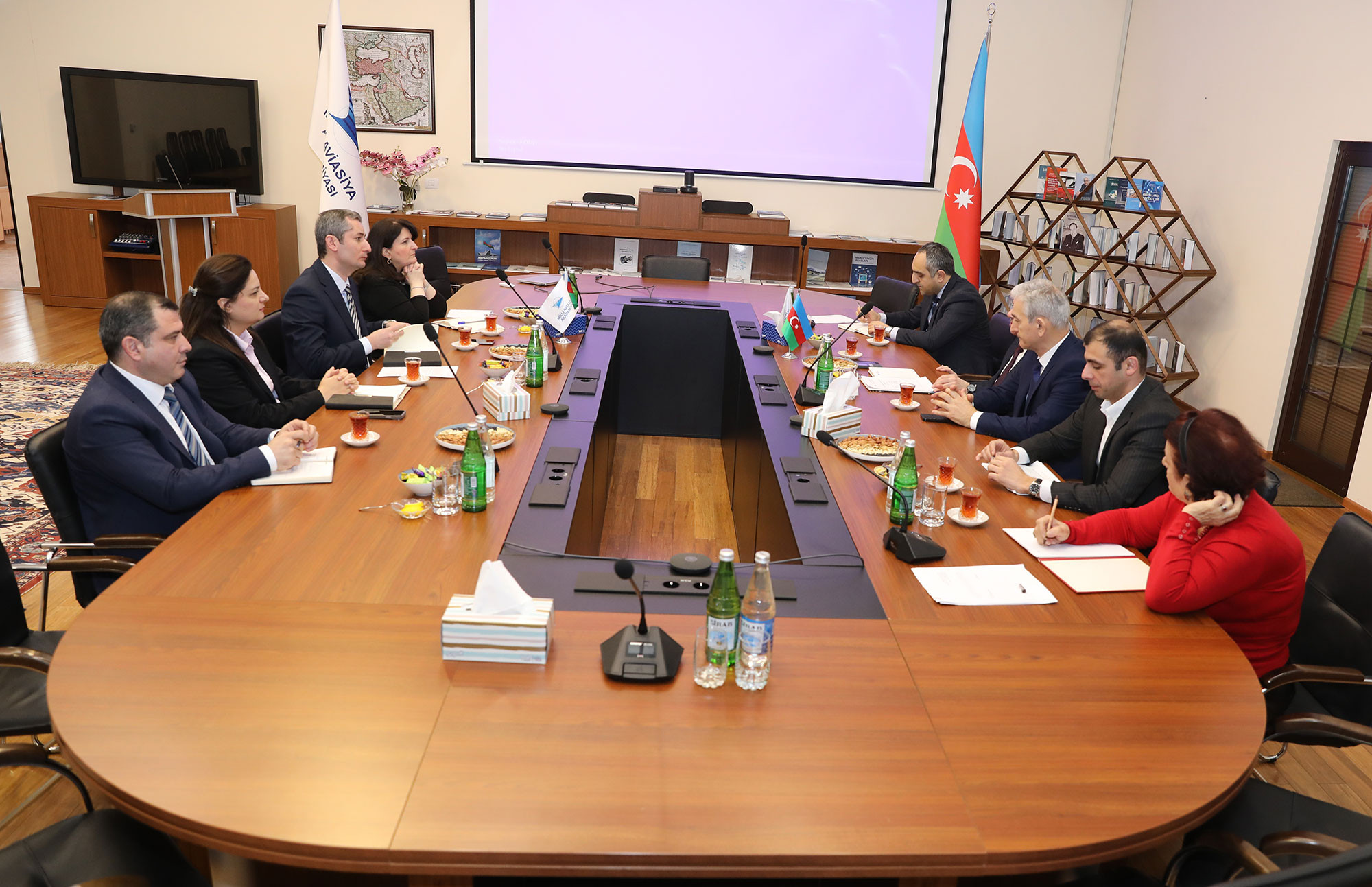 “Elm və təhsilə birgə baxış” layihəsi çərçivəsində MAA-da görüş keçirilib