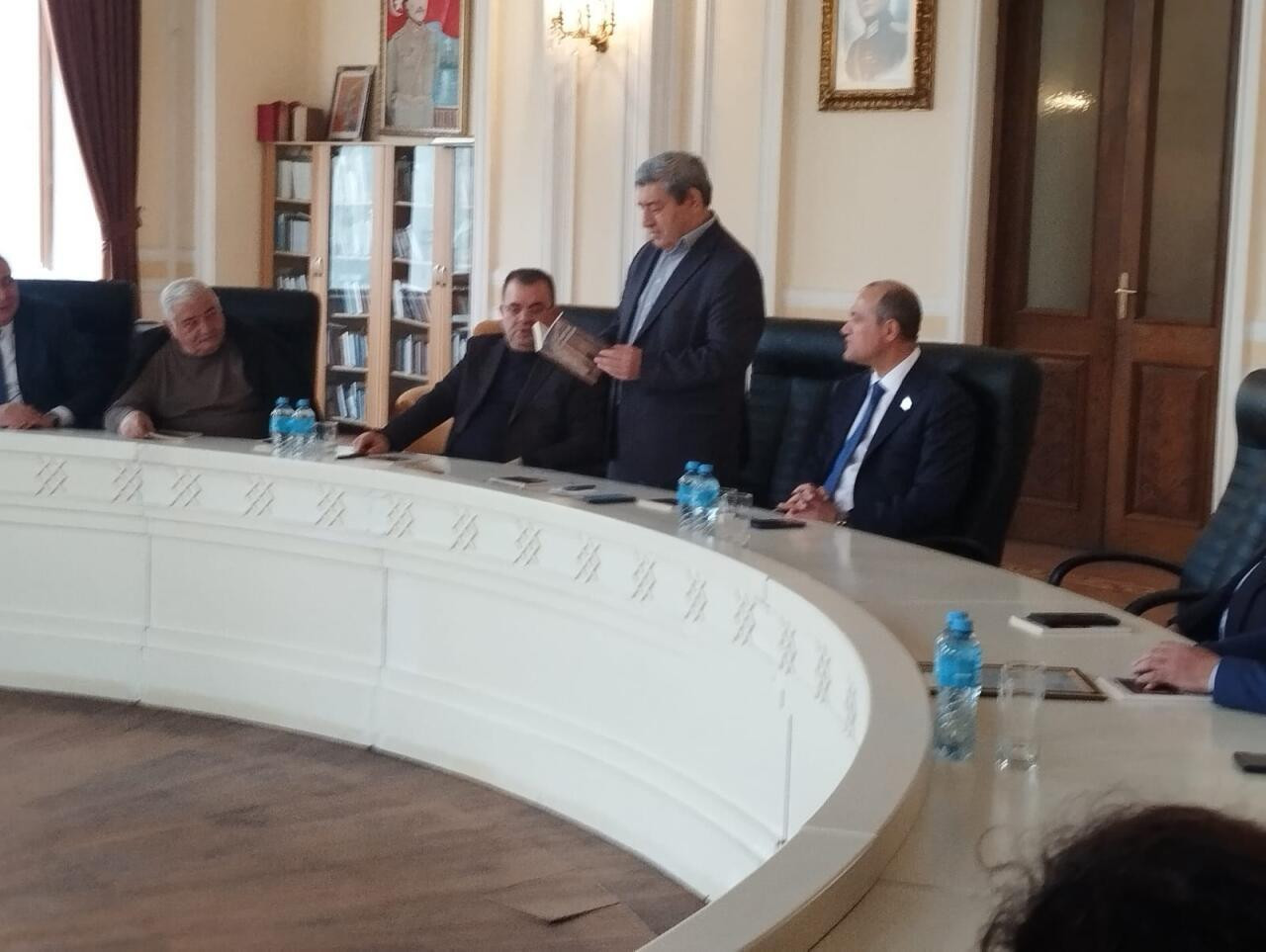 Belə əsərlər yazmaq həm vacibdir, həm də ağır - Yunus Oğuz bu yolları gözəl keçir...