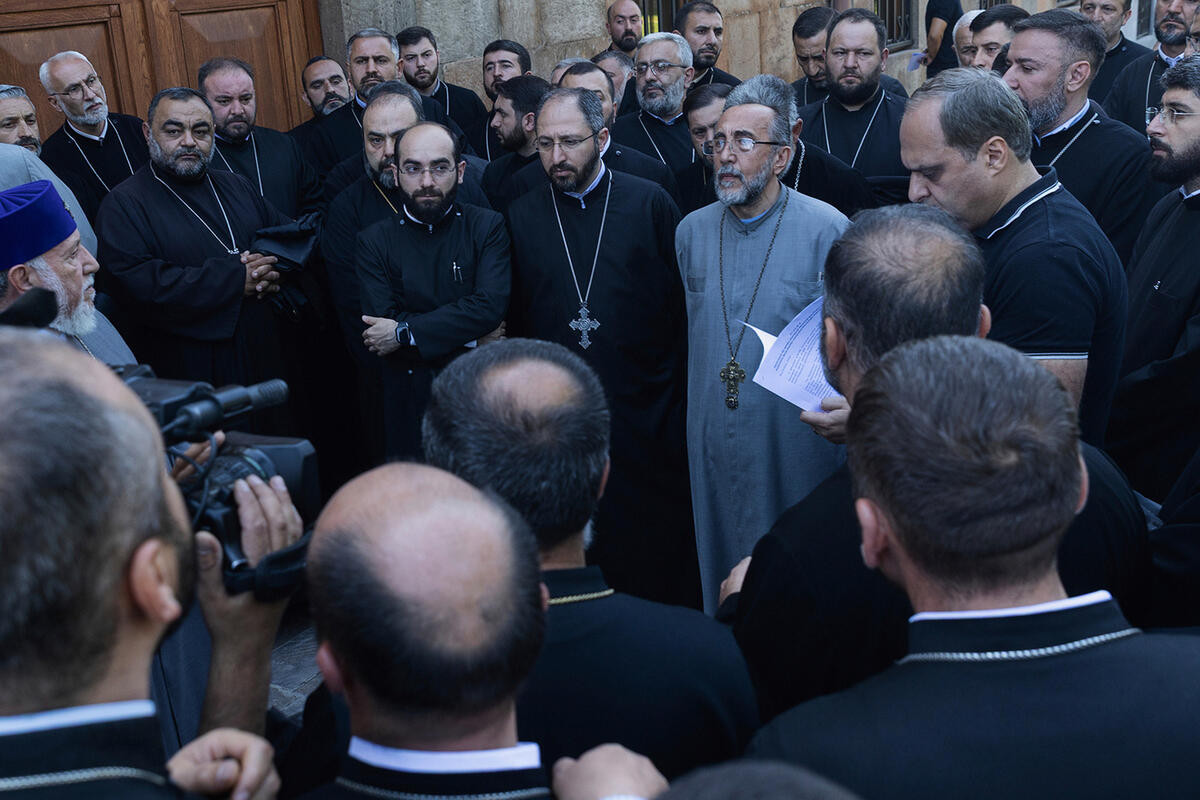 Erməni kilsəsində qalmaqal