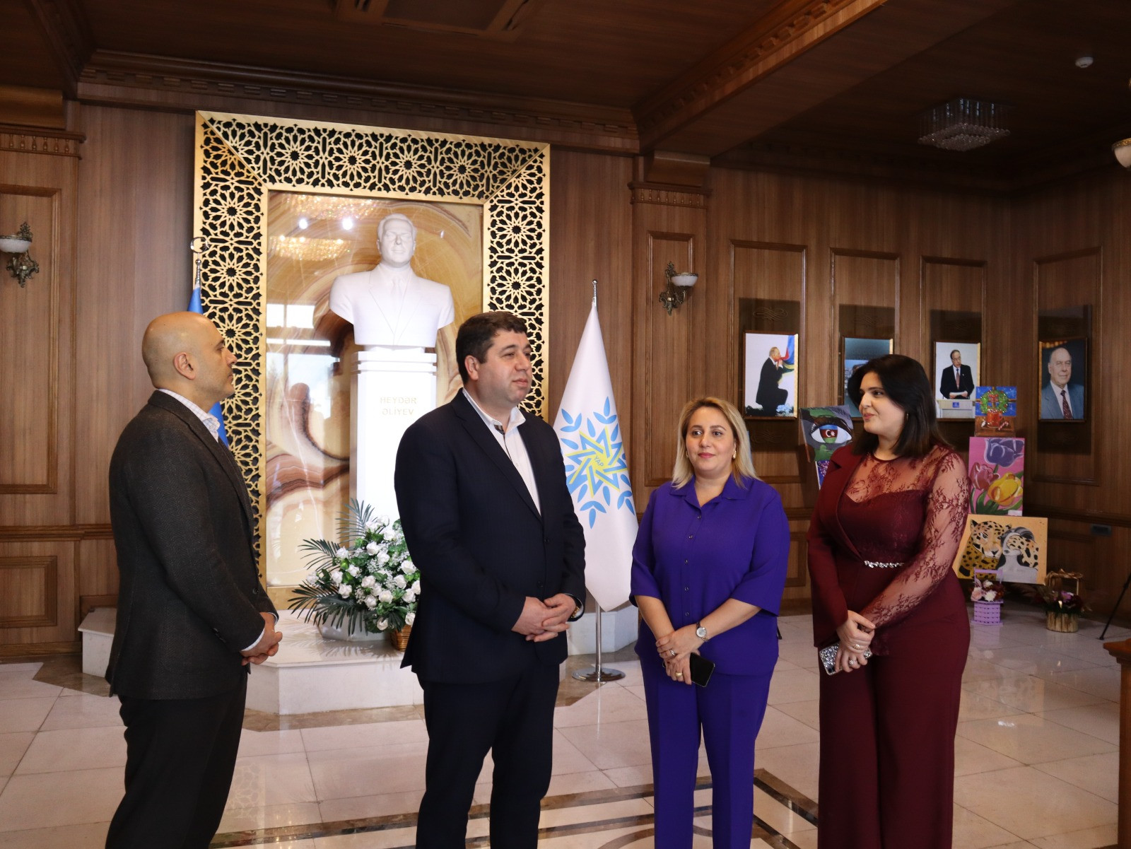 YAP Yasamal rayon təşkilatında “Gələcəyin gənci” adlı ilk fərdi yaradıcılıq sərgisi keçirilib