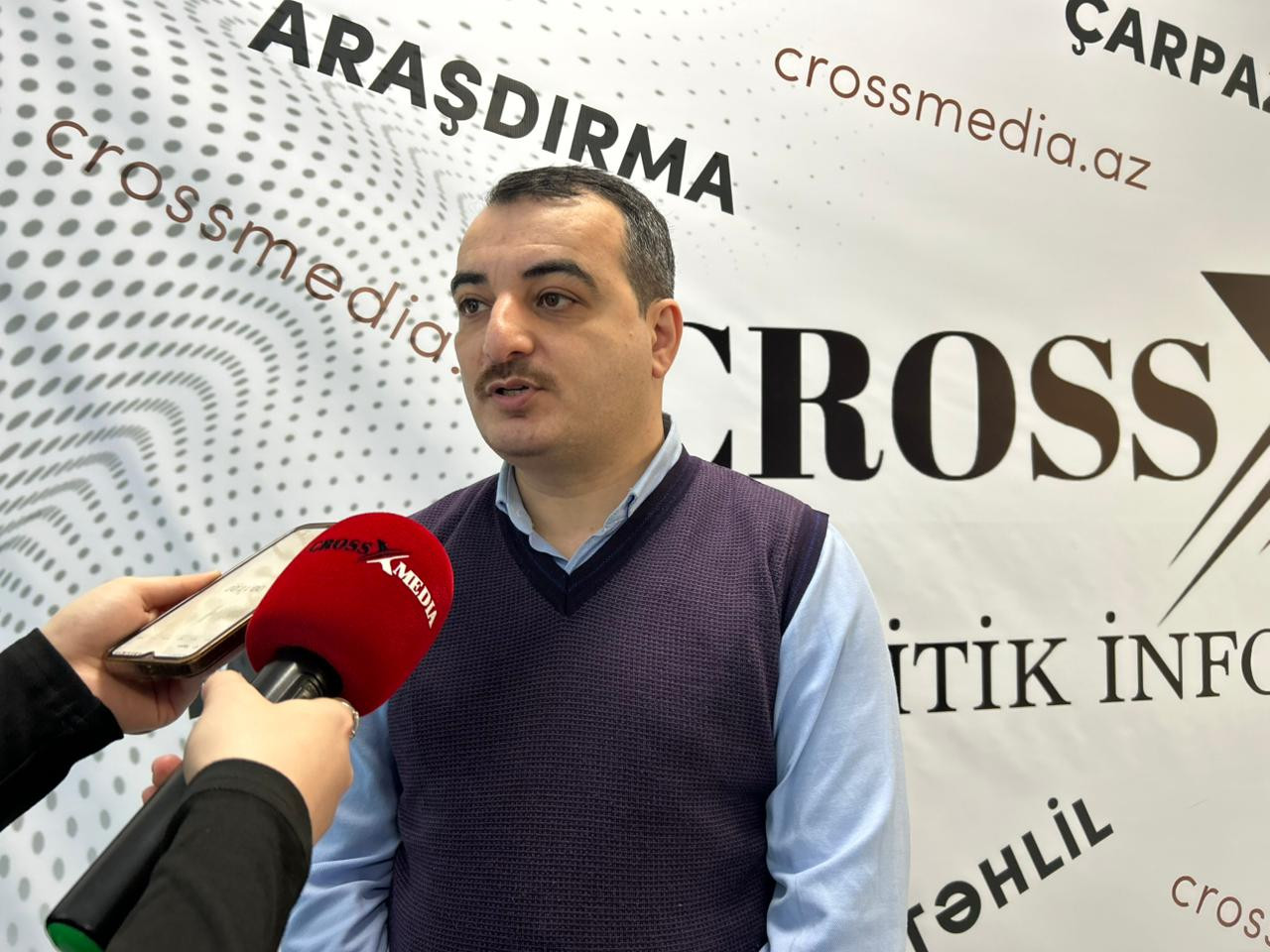 Politoloq: Azərbaycanda Özbəkistanın təhsil sərgisinin keçirilməsi mühüm hadisədir