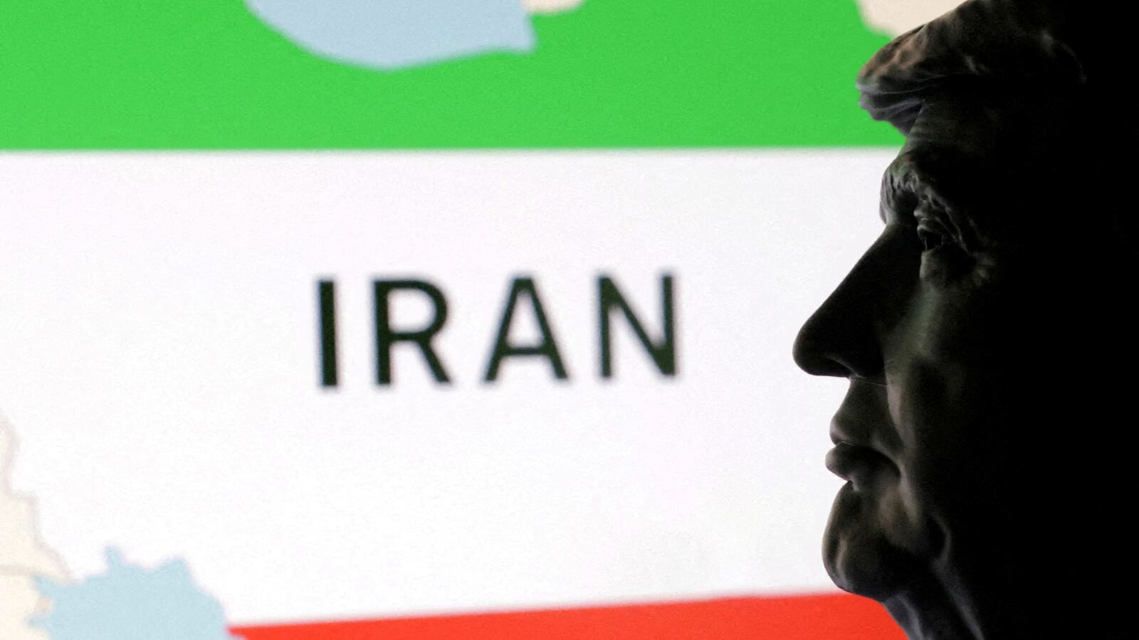 Şok iddia: Tramp İrana zərbə əmrinə bu həftəsonu imza ata bilər