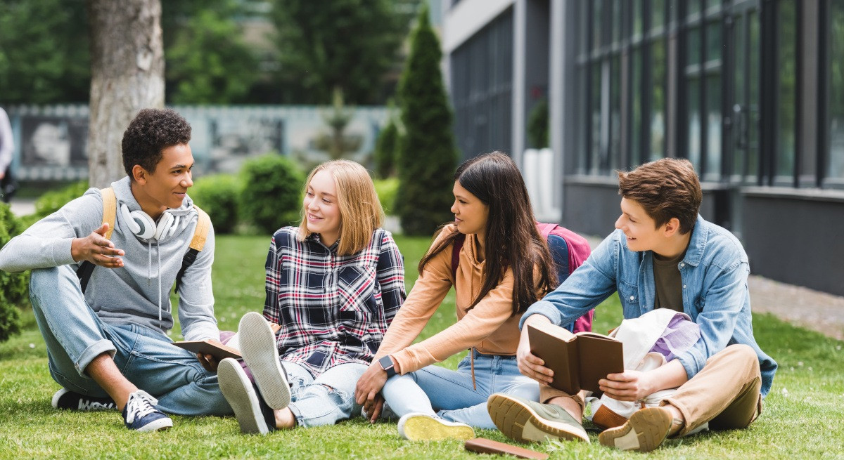 Gənclər Günü: Hər gəncin hekayəsi fərqlidir