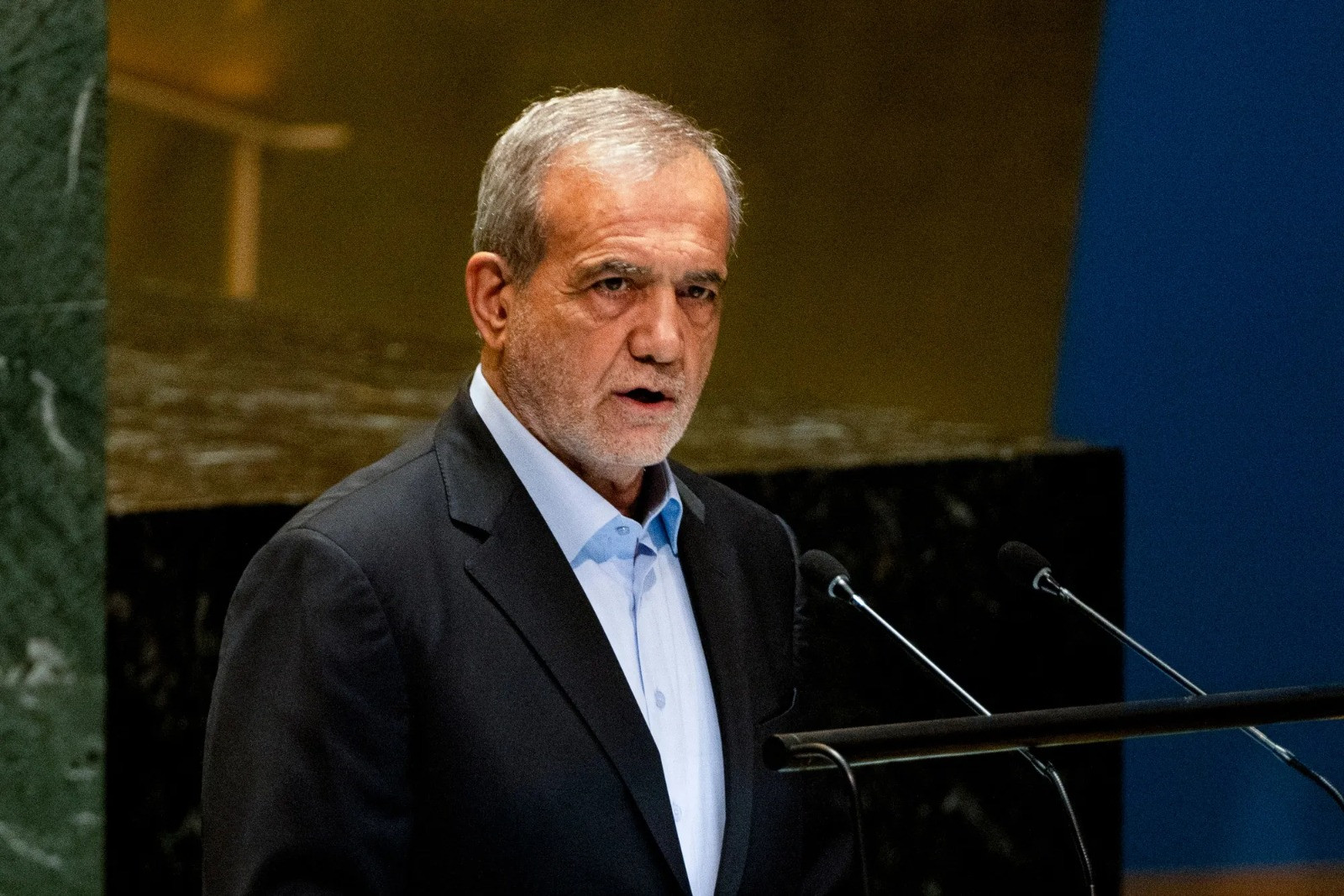 İran prezidenti ABŞ ilə danışıqlara başlamağa göstəriş verib