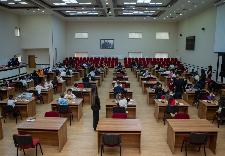 Naxçıvanda şahmat birinciliyi keçirilir