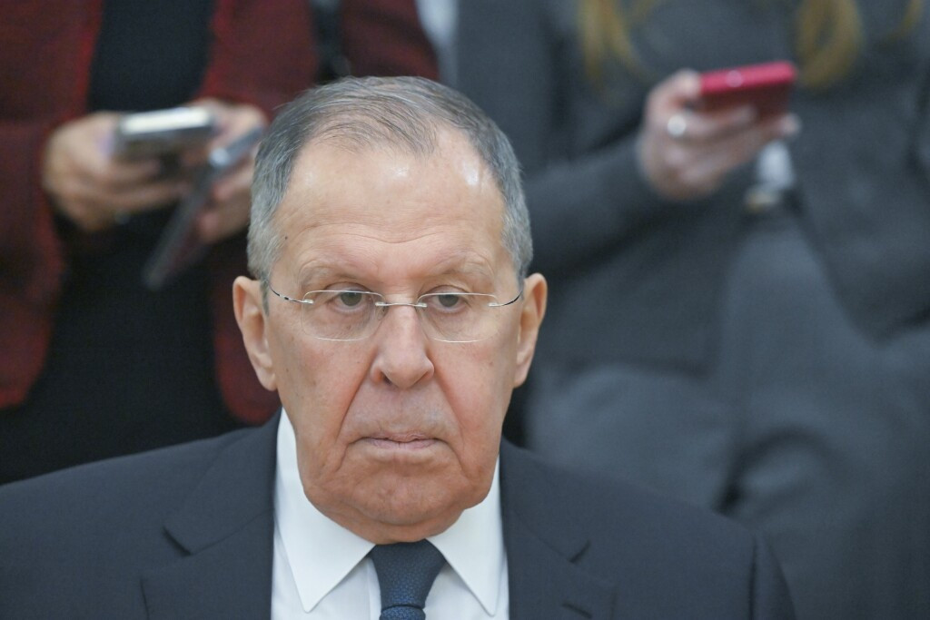 Lavrov Cənubi Qafqazda yolların açılması məsələsindən danışdı