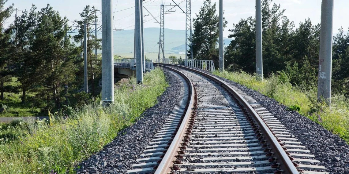 Ermənistan Bakı ilə birbaşa dəmir yolu əlaqəsinin qurulmasını gözləyir