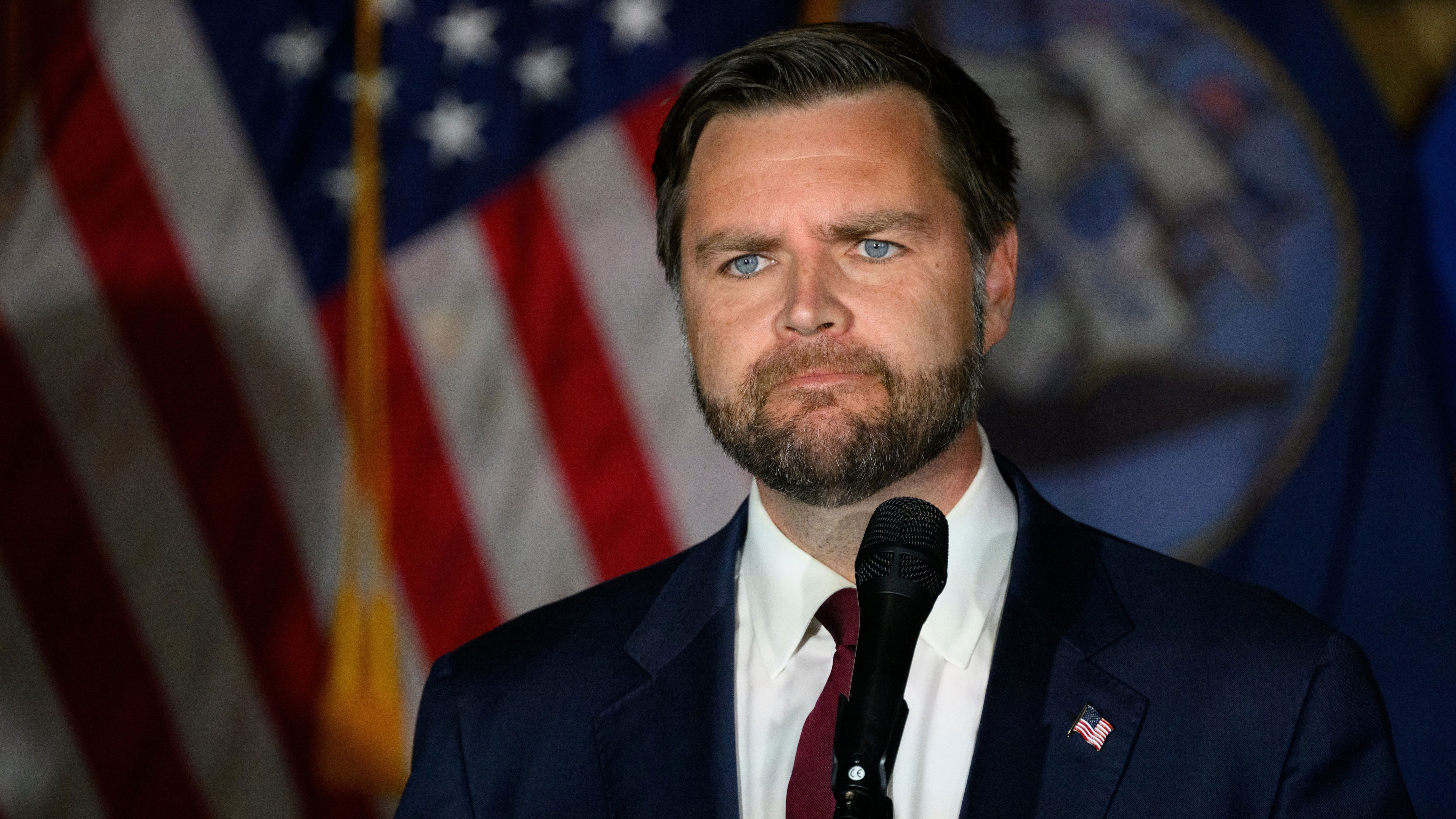 Vensin Azərbaycana gələrkən yanında gətirəcəyi xanım kimdir?