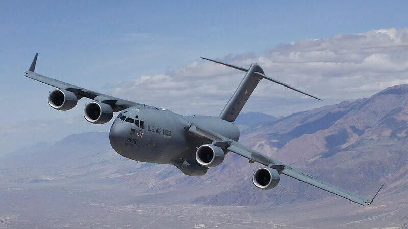 ABŞ-nin 9 hərbi təyyarəsi Bakıya, 12-i isə İrəvana eniş etdi