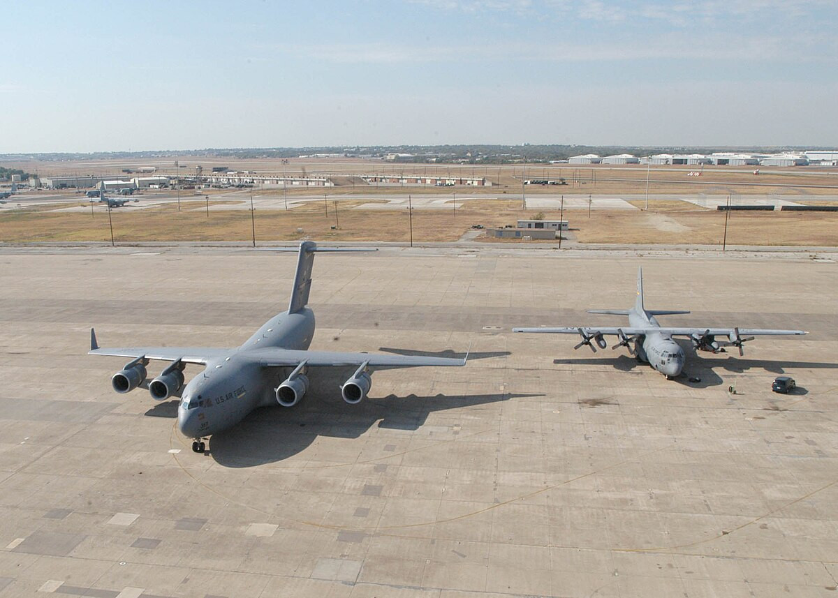 Xüsusi əməliyyat təyyarələri