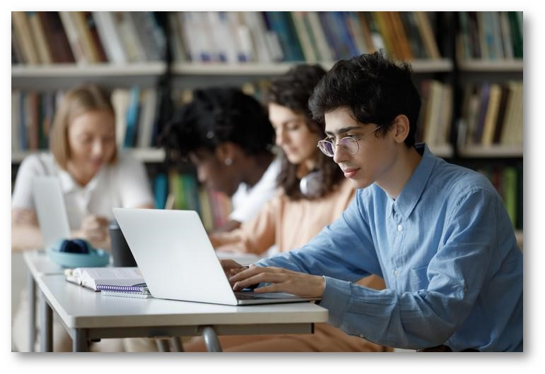 Kulturoloji təhsil insanlara yalnız faktları yox, düşünməyi öyrədəcək