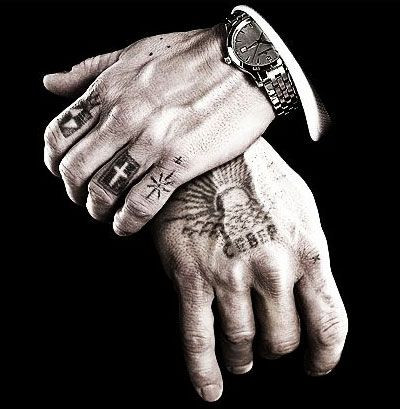 Tatu: estetik seçim, yoxsa təhlükə mənbəyi?