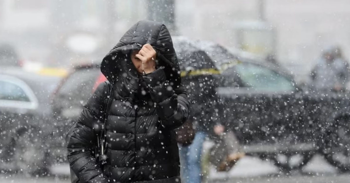 Qar yağır, külək güclənir -