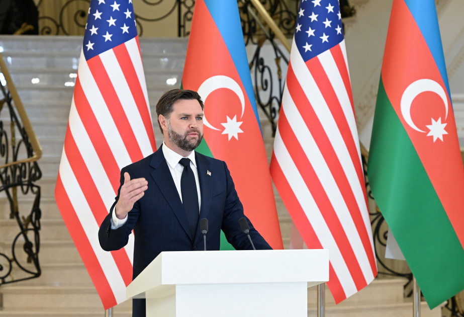 ABŞ-nin ən gənc vitse-prezidenti olan VENS kimdir? -