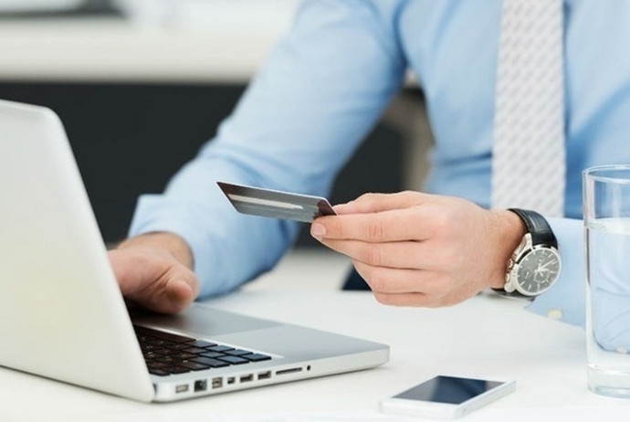 Saxta iş elanları ilə insanlar necə aldadılır?