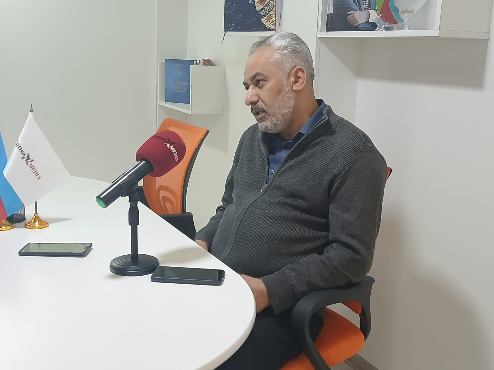 Alimlə müsahibə:  Faktı toplayıb bir yerə yığmaq tarixçilik deyil