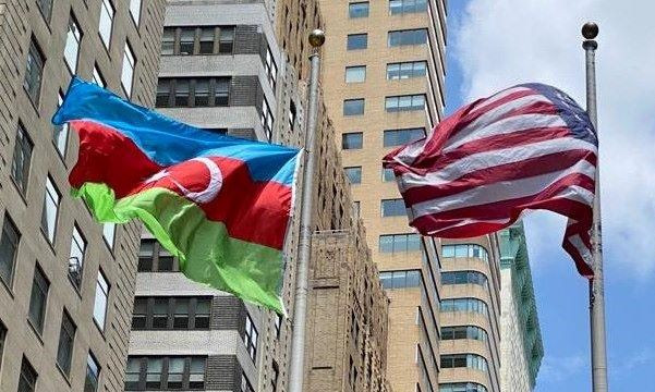 Komitə sədri: 10 fevral tarixini dövlətimizin siyasi kursunda mühüm mərhələ kimi qiymətləndirməliyik