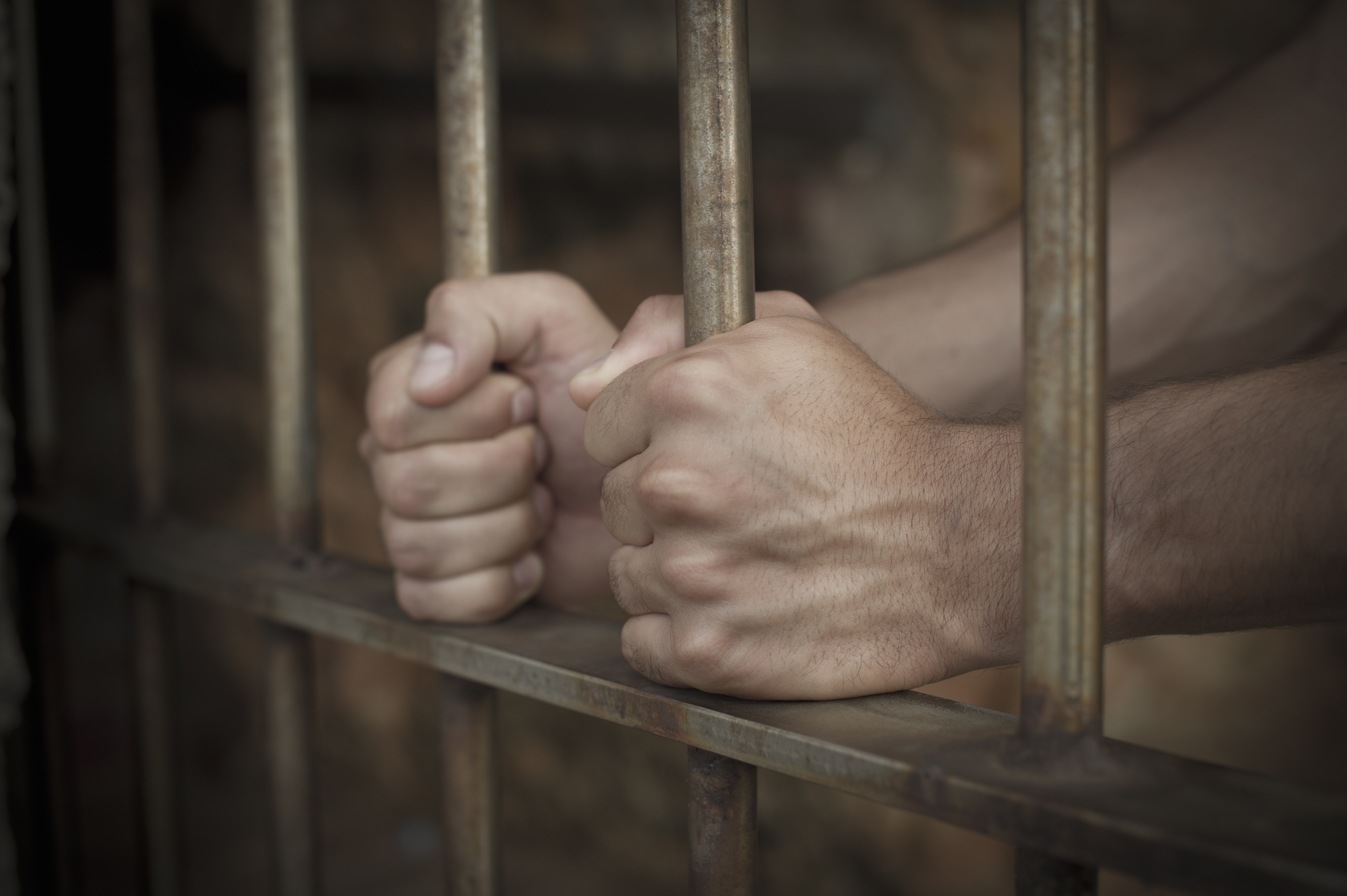 Bəzi şəxslər girov müqabilində azadlığa buraxıldı