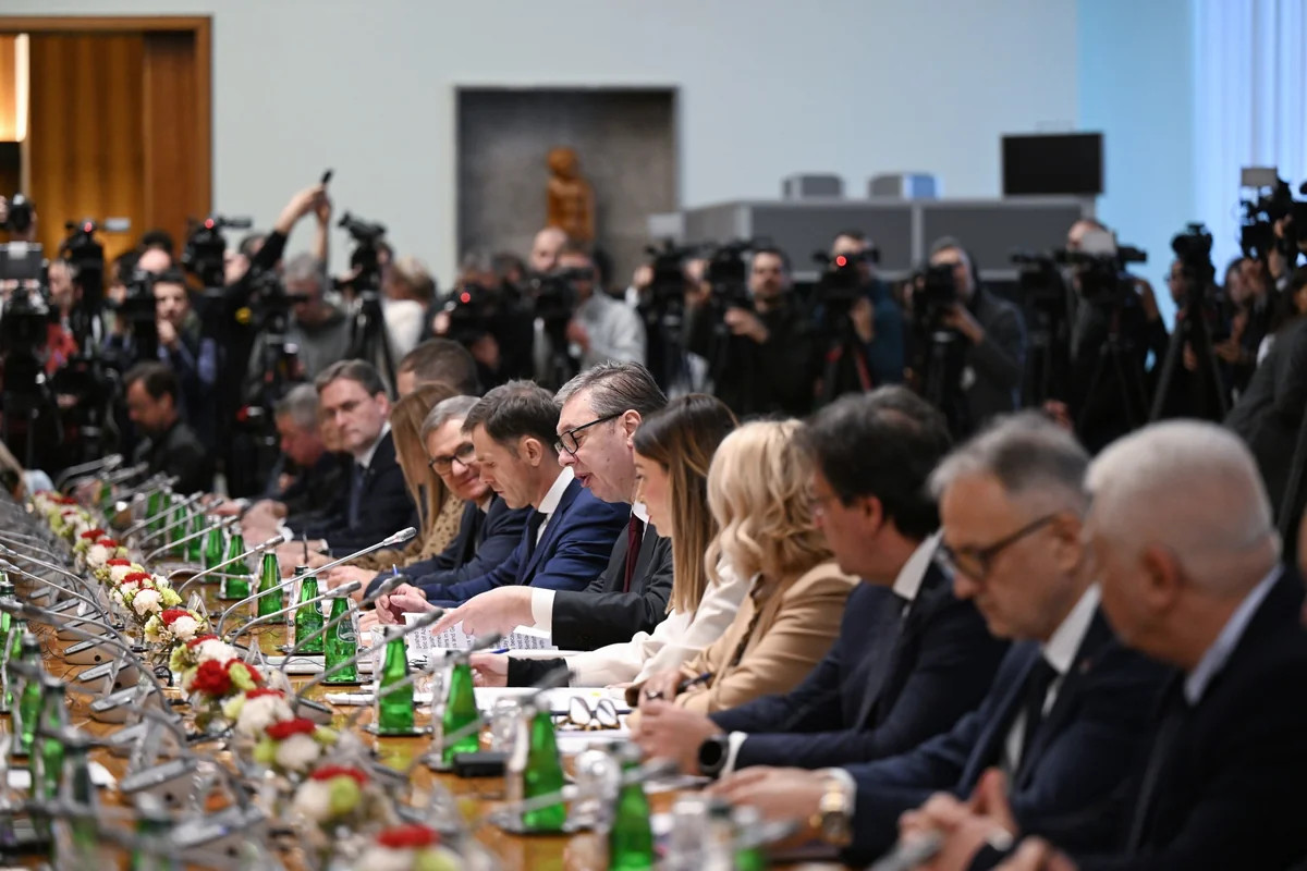 Aleksandar Vuçiç Azərbaycana səfər edəcək