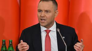 Ölkə öz nüvə silahına sahib olmağı düşünməlidir