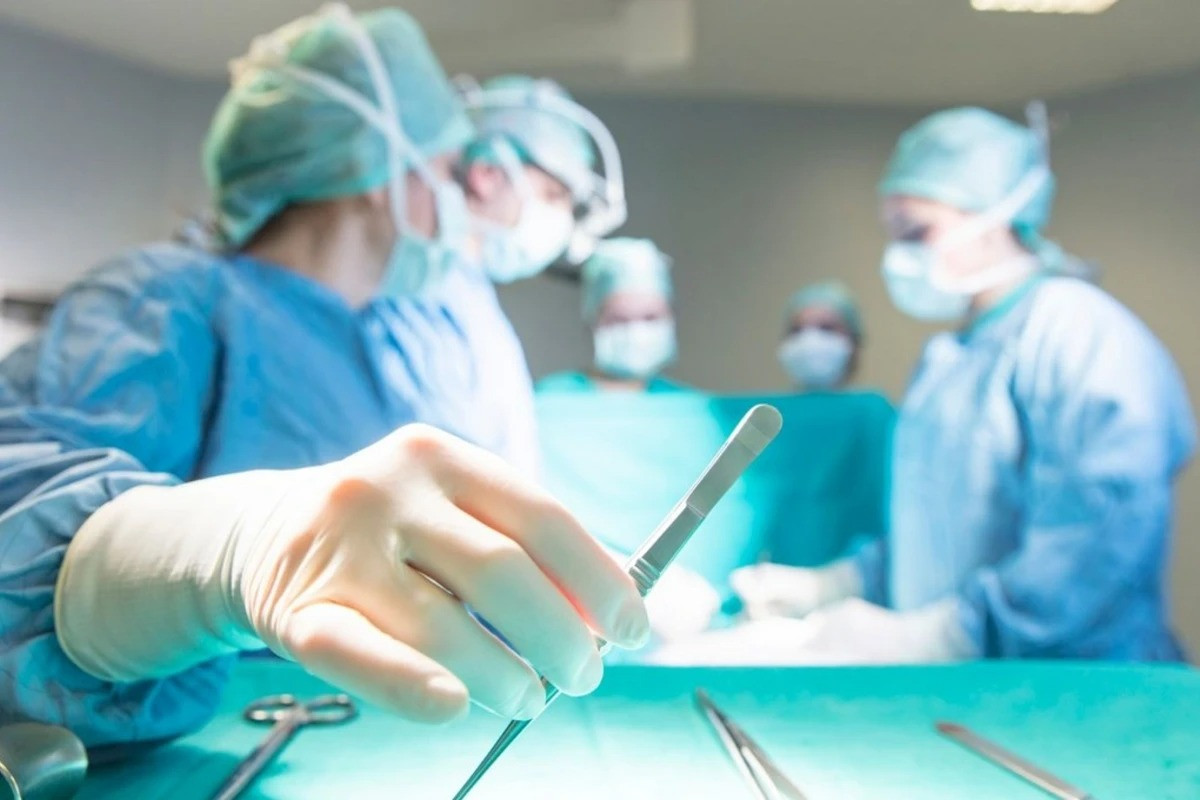 Estetik əməliyyat etdirən qadın ÖLDÜ