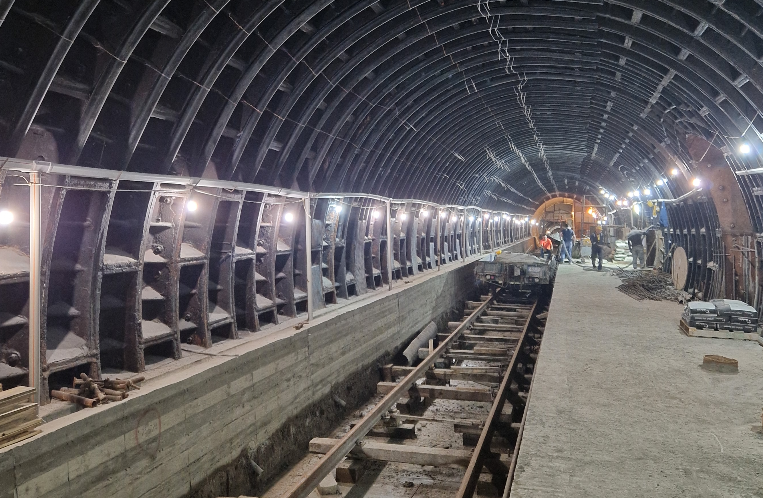 Bakıda yeni metrostansiya istifadə verilir