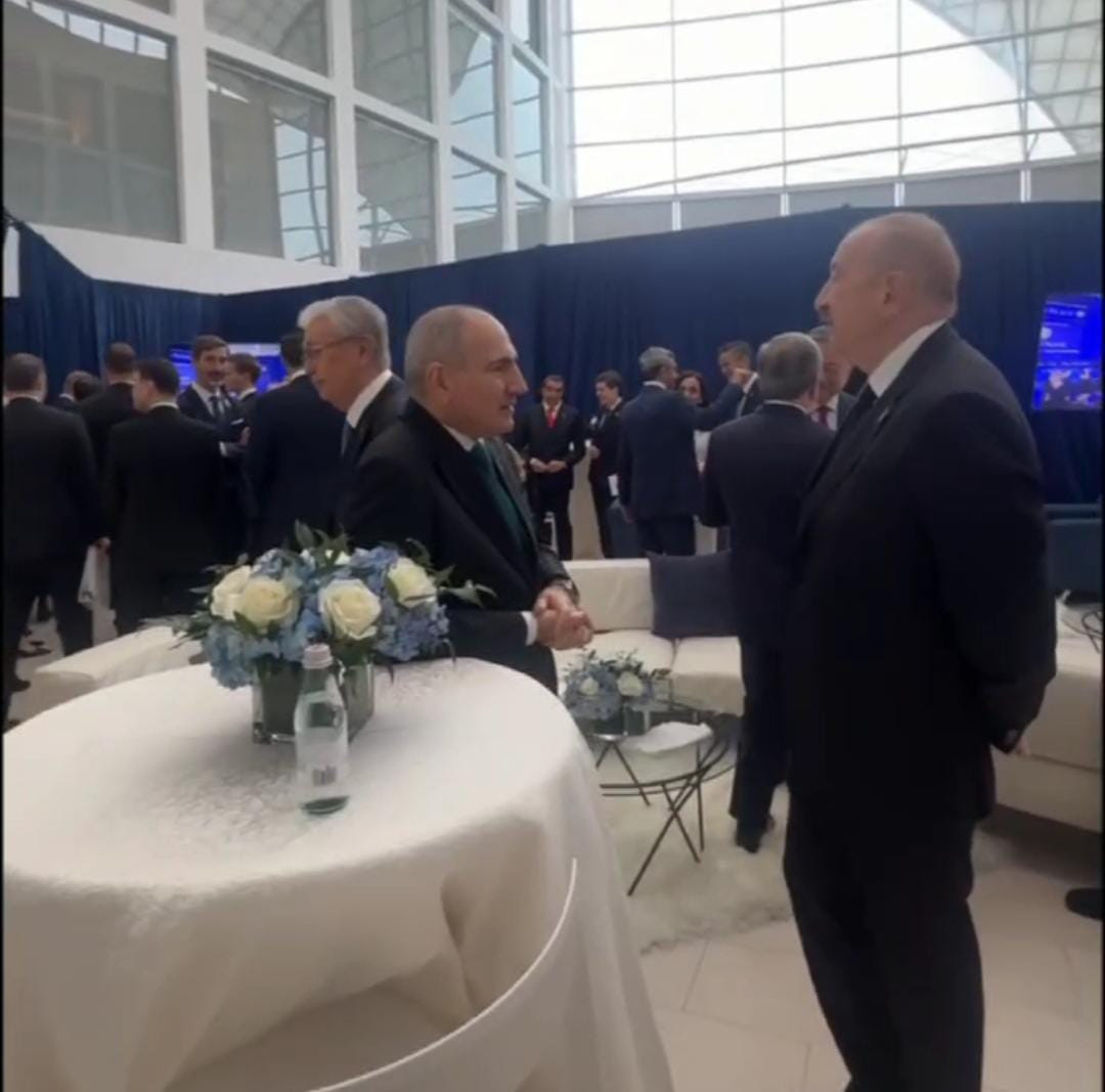 Azərbaycan Prezidenti Vaşinqtonda Nikol Paşinyanla ayaqüstü söhbət edib