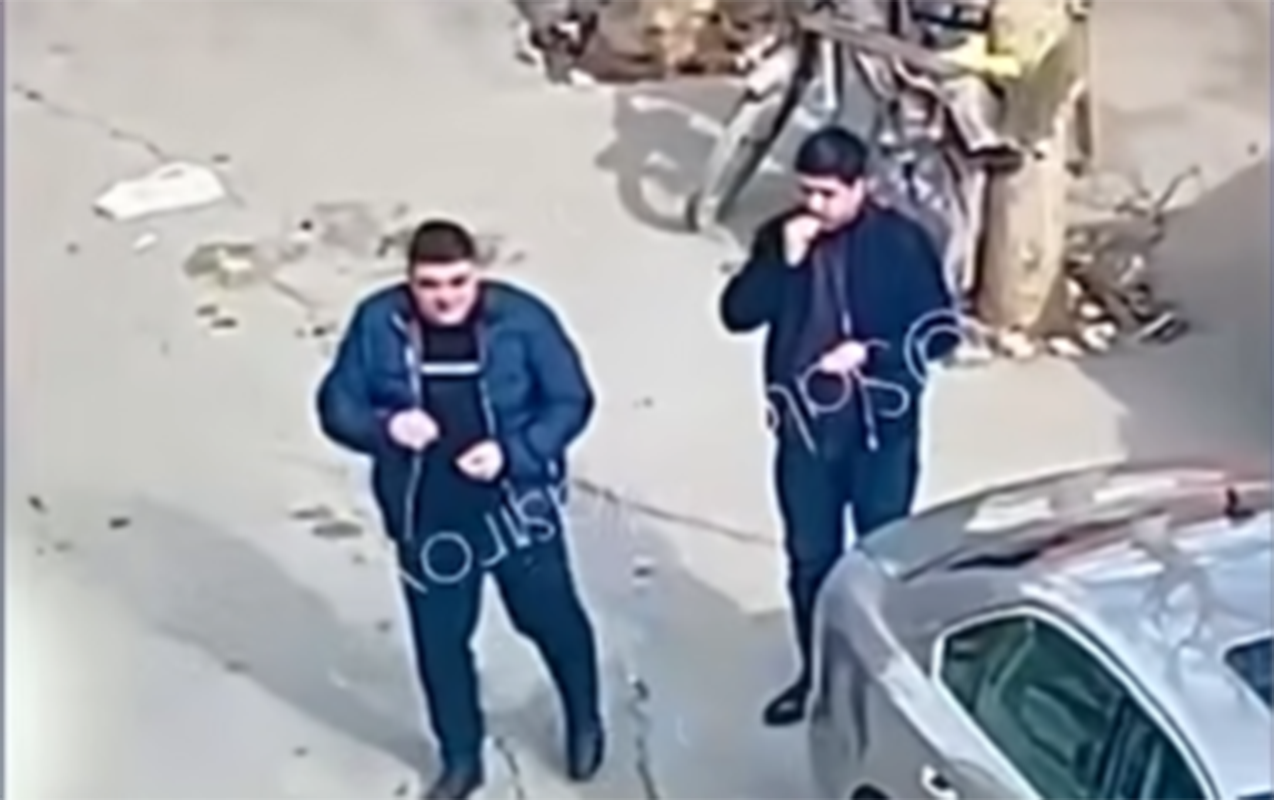 Tum çırtlayaraq işçilərə əziyyət edənlər