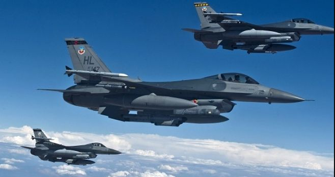 Sarı dənizdə  qarşıdurma: ABŞ və Çin qırıcıları havaya qalxdı