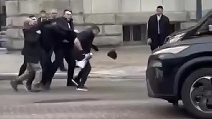 Dövlət rəhbərliyinə qarşı təhqiramiz şüarlar səsləndirənlər sərt cavab aldılar