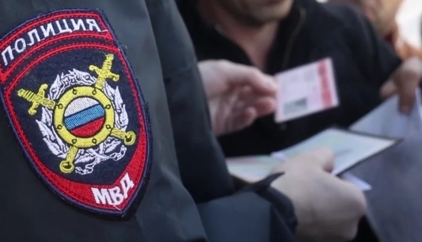 Rusiyada miqrantlara yeni tələblər: ailə üzvləri üçün əlavə ödəniş və minimum gəlir şərti