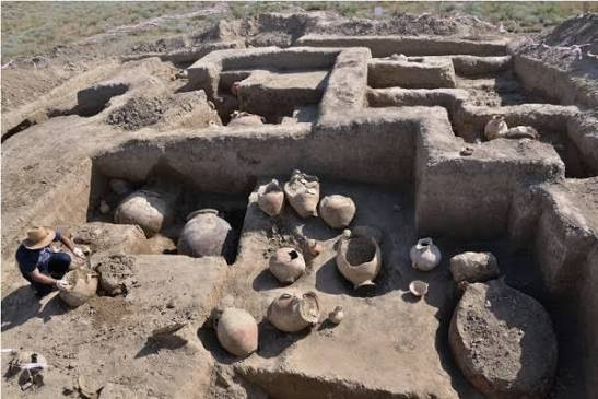 Arxeologiyada şok fakt: 100 illik tarix fərqi necə ortaya çıxdı?