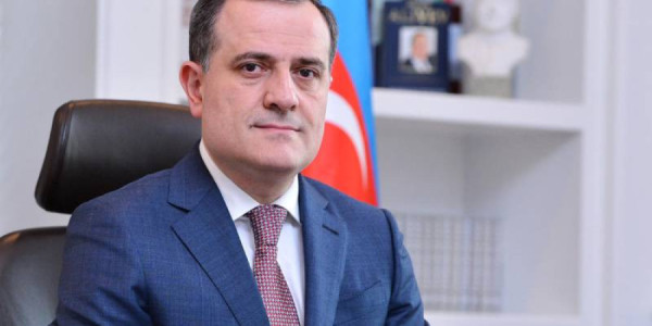 Azərbaycan ilə BƏƏ arasında  strateji tərəfdaşlıq münasibətlərinin inkişaf perspektivləri müzakirə olunub