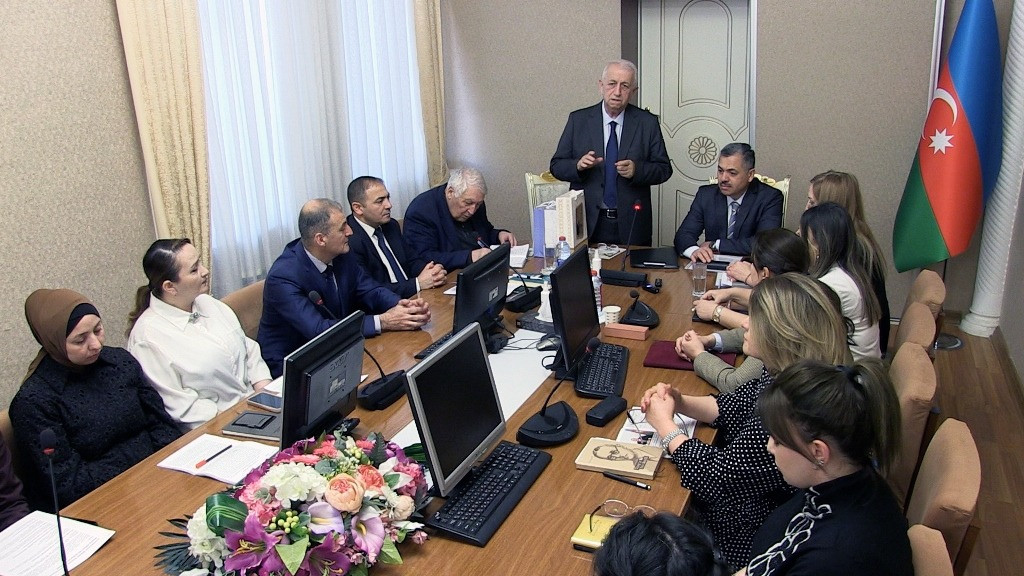 Gəncə Bölməsində Beynəlxalq Ana Dili Günü münasibətilə dəyirmi masa keçirilib