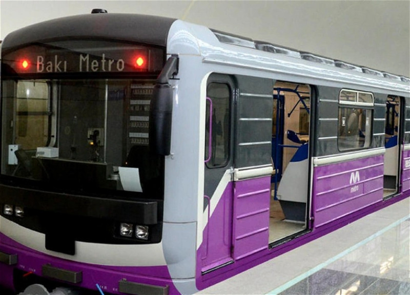 Metroda nasaz qatar xəttdən çıxarıldı