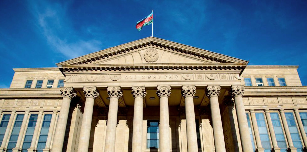 Ali Məhkəmə ər-arvadın şəxsiyyət hüquqlarının pozulması ilə bağlı izah verdi