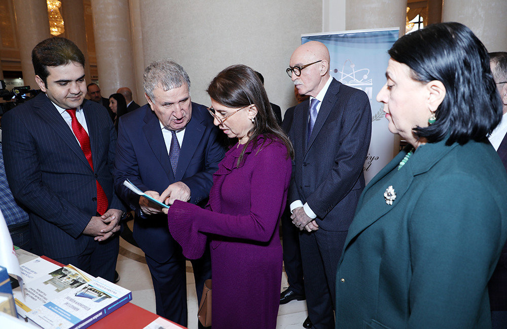 AMEA-nın Ümumi yığıncağı keçirilib