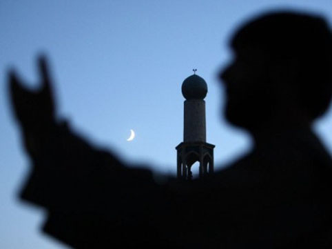 Söyüş söymək orucu pozurmu? –