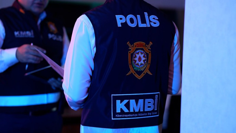 BDU tələblərinin fotolarını yayan şəxs polis tərəfindən saxlanılıb
