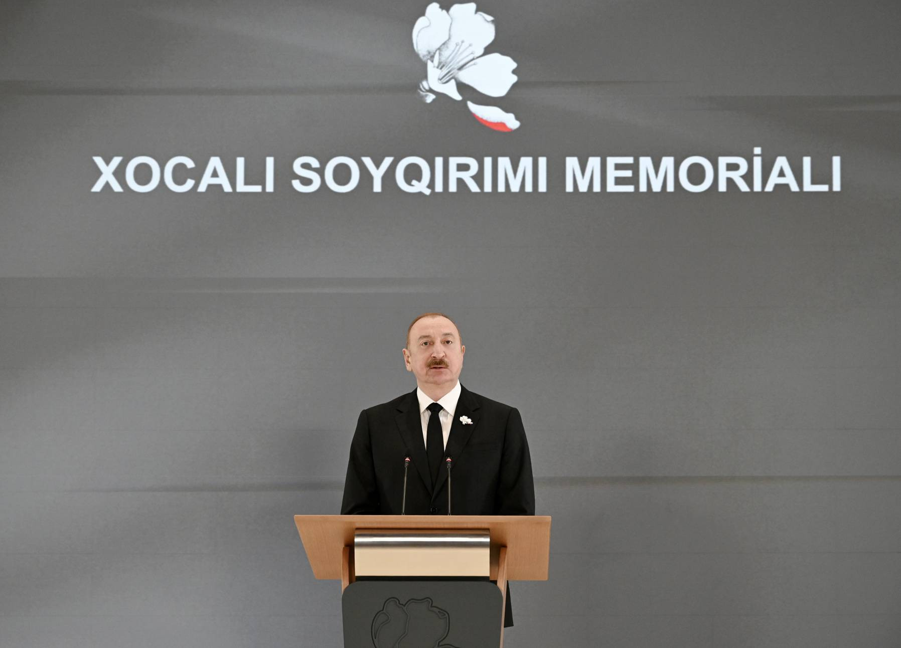 İlham Əliyev: Xocalı Soyqırımı Memorial Kompleksi silinməz yaddaşımızın təcəssümü olacaq