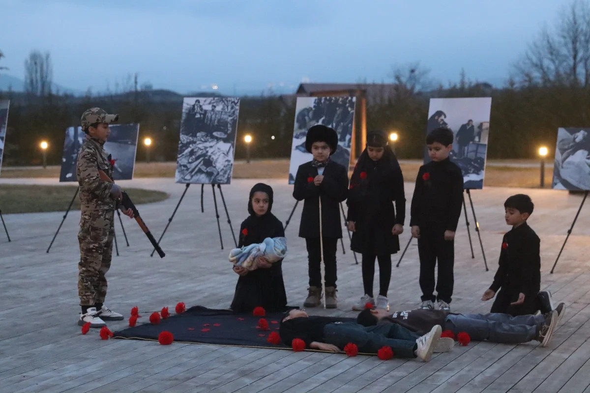 Xocalıda soyqırım qurbanlarının xatirəsinə flaşmob keçirilib