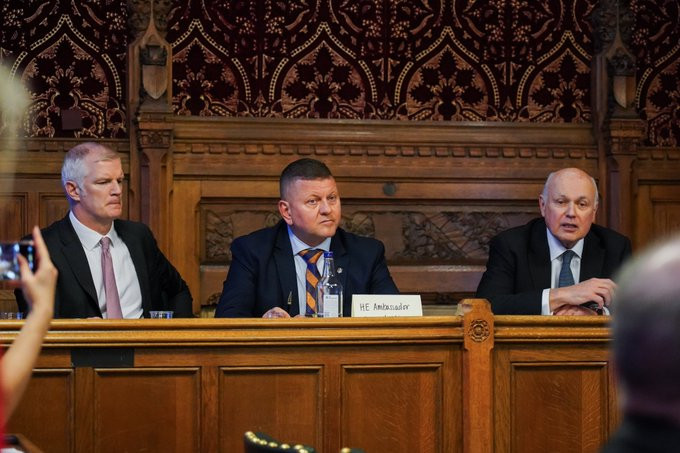 Zalujnı: Rusiya müharibədən ukraynalılara qarşı təbliğat məqsədilə istifadə edir