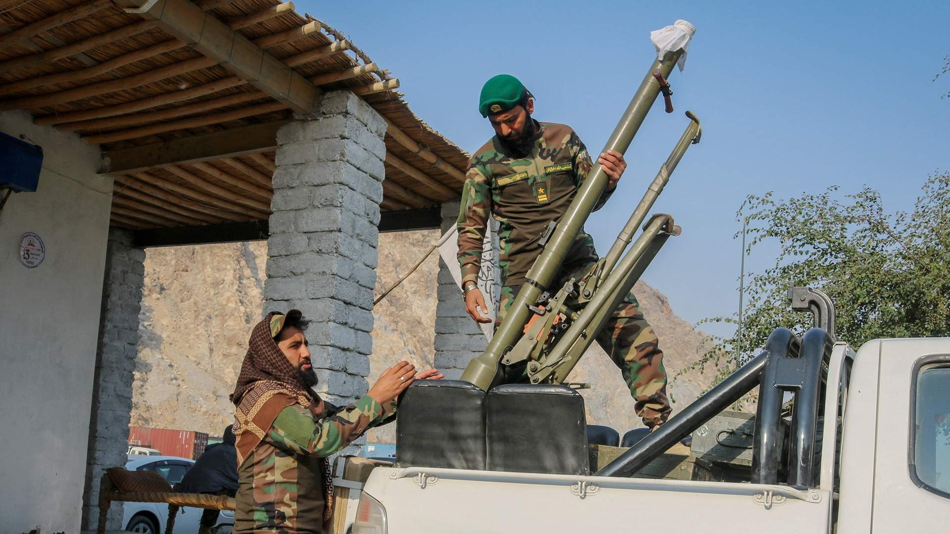 Dünya Pakistan–Əfqanıstan gərginliyinə reaksiya verdi