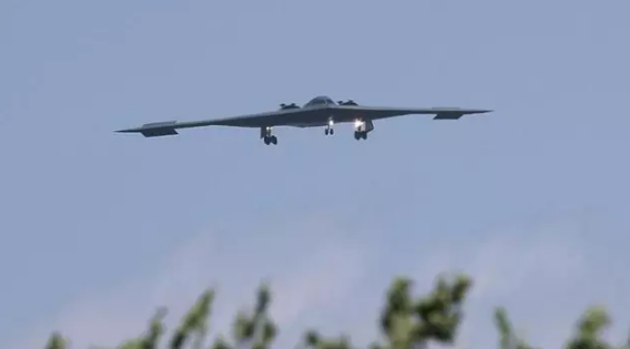 B-2 bombardmançıları İran istiqamətinə hərəkət edir