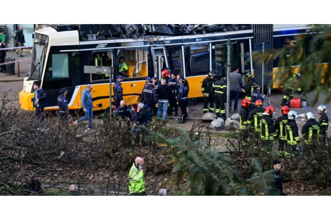 İtaliyada dəhşətli tramvay qəzası