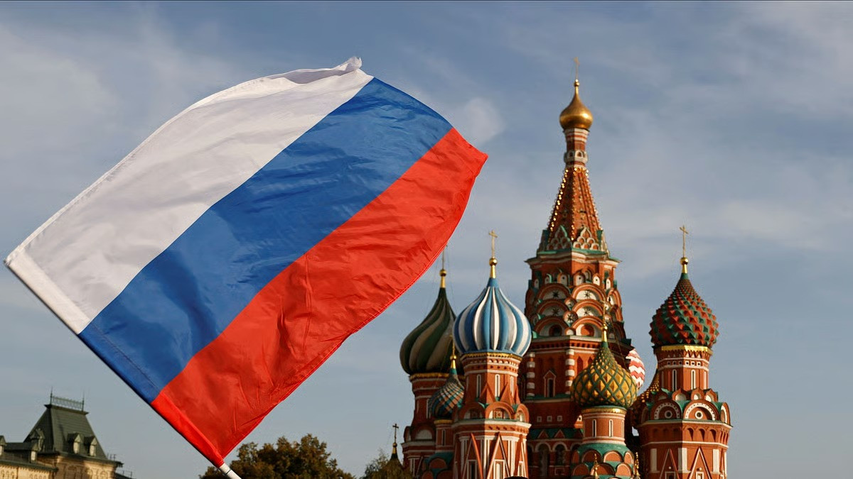 Rusiya İrandakı vətəndaşlarını Azərbaycan vasitəsilə ölkəni tərk etməyə çağırıb