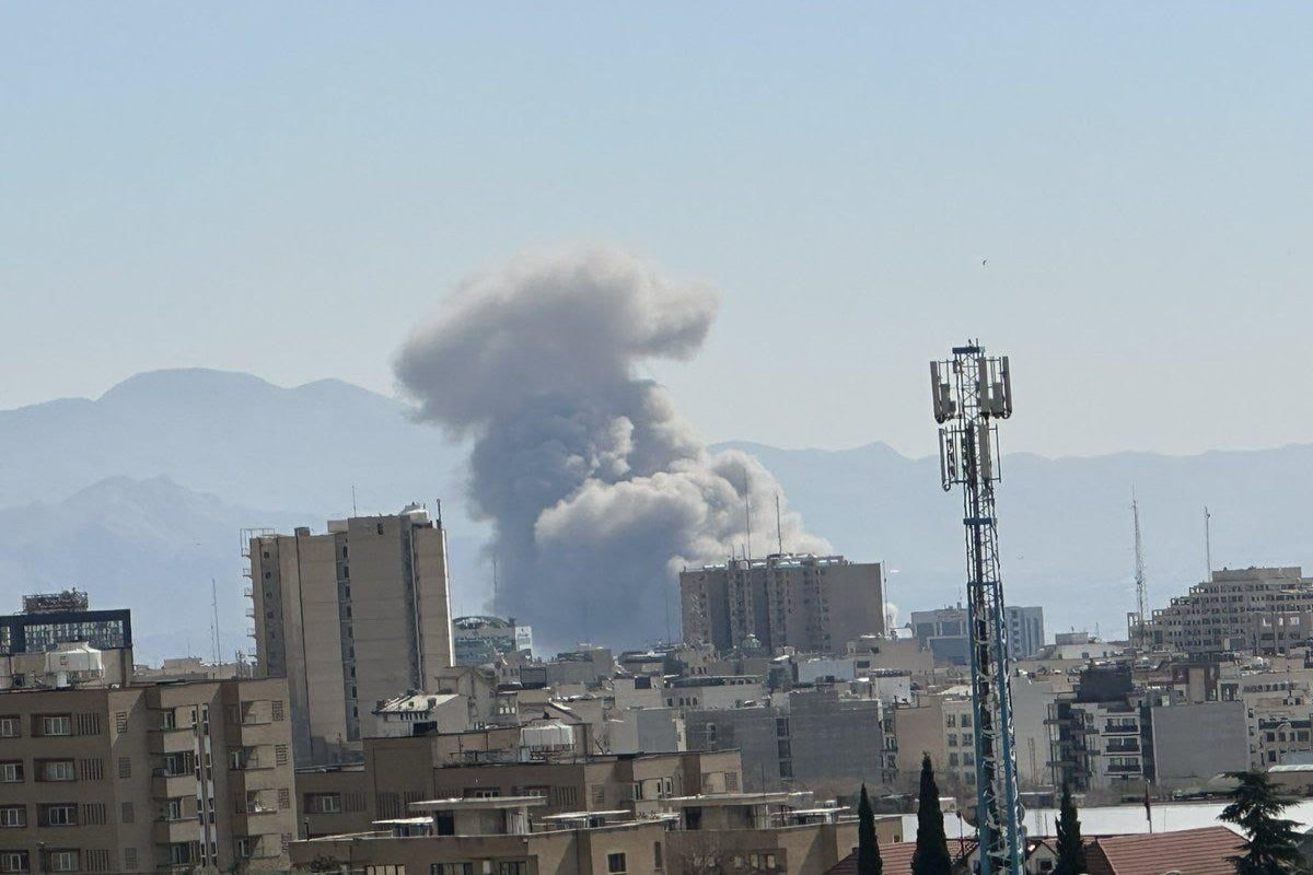 Tehran ağır hava zərbələri altında