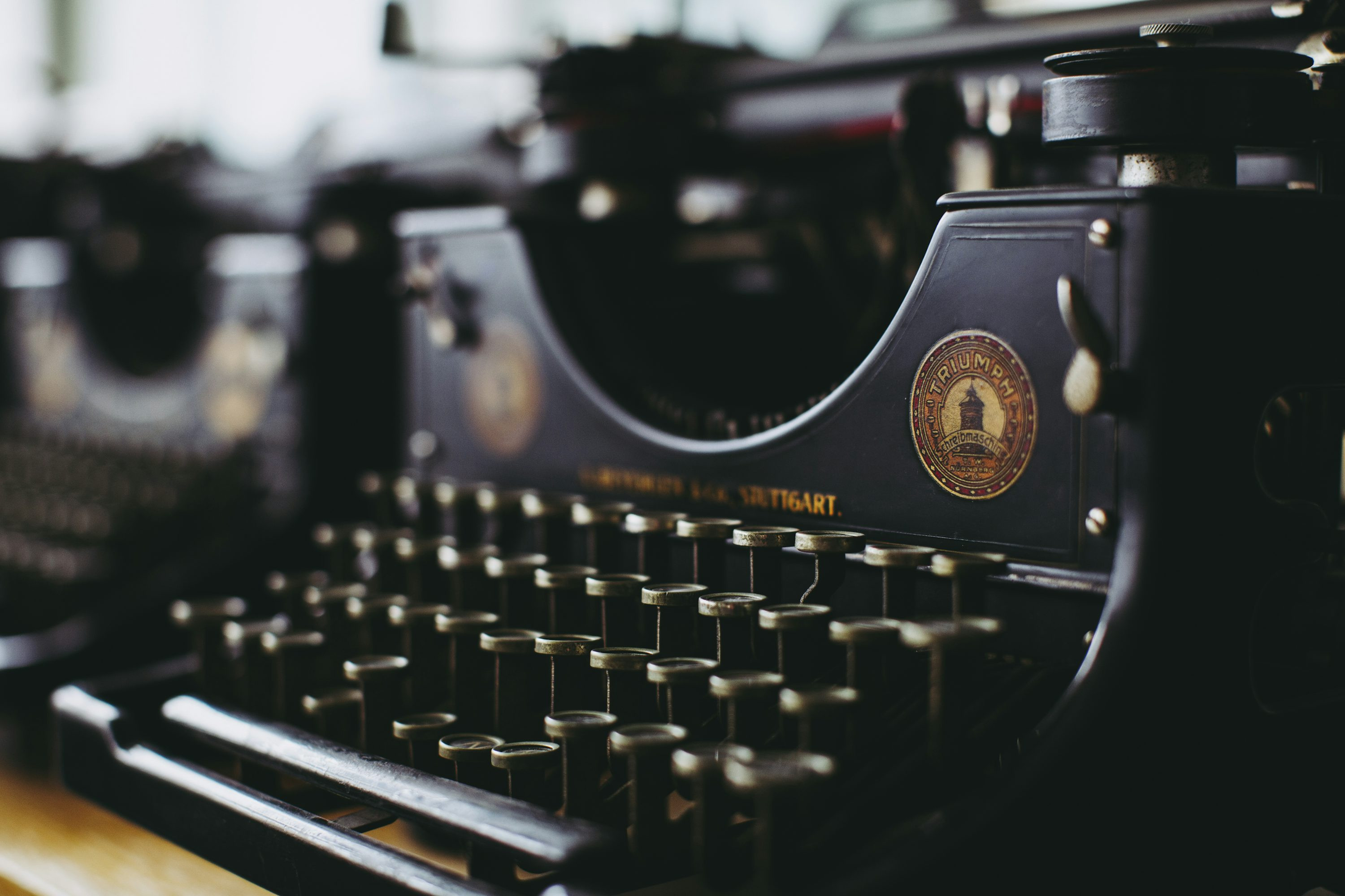 Yazıçı – zamanın vicdanı, cəmiyyətin səsidir – 3 mart Yazıçılar gününün mənası