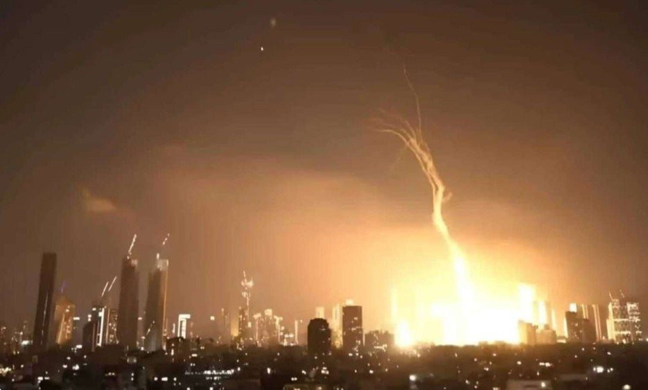 SEPAH Ərdəbildə ABŞ bazasını vurdu