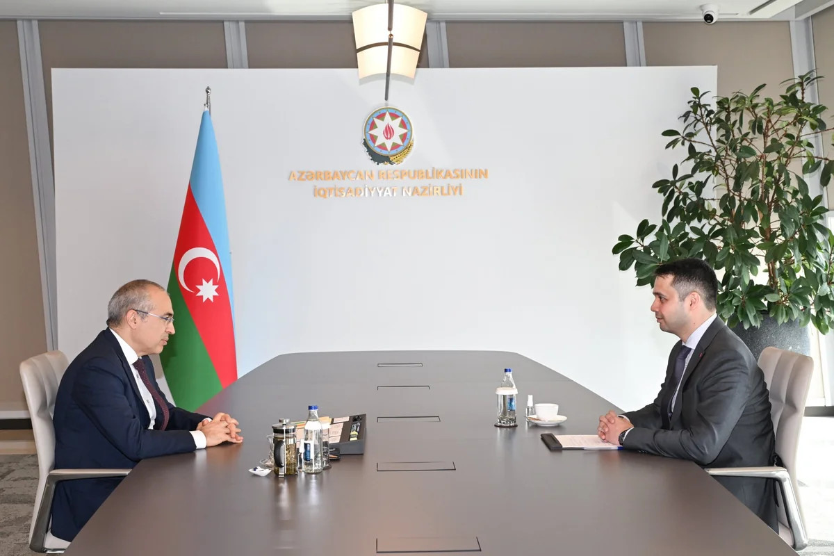 Mikayıl Cabbarov IV "Yüksəliş" müsabiqəsinin qalibləri ilə görüşüb Biznes